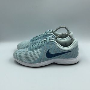 Nike Revolution‎ 4 Running Shoes Women’s Sz 9